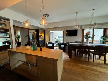 Excelente casa de 2 plantas en Venta en Casco Urbano de La Plata