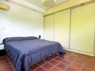 Casa en venta - 4 Dormitorios 2 Baños - 350Mts2 - Ezeiza