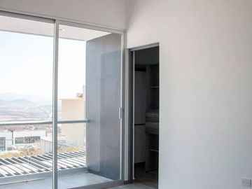Increíble Residencia de Autor en Vista Real Country Club, VIVE AL MÁXIMO!
