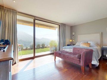 Departamento en venta en LO BARNECHEA