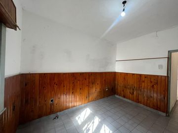 Amplia propiedad ph departamentos a la venta en Villa Dominico