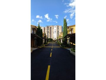 Casa en conjunto cerrado para la venta en la macarena, Dosquebradas!!