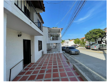 Venta casa en Bonda de 3 alcobas, Santa Marta