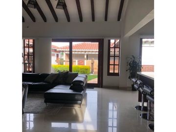 SE VENDE FINCA INDEPENDIENTE EN LA CEJA 3   CASAS Y PESEBRERA[alejoV]