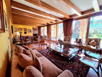 Casa en venta en LO BARNECHEA