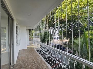Casa independiente en arriendo barrio La Flora Cali
