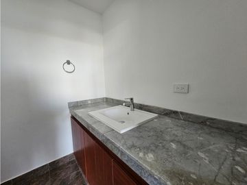 Casa independiente en arriendo barrio La Flora Cali