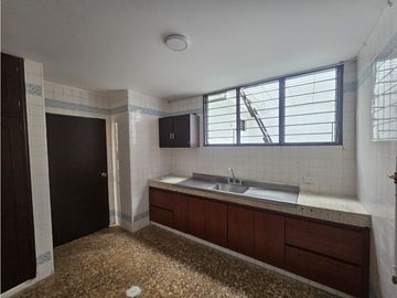 Casa independiente en arriendo barrio La Flora Cali