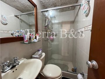 VENTA DE CASA EN PRTLES DEL NORTE, 100 M2 POR $380'000.000