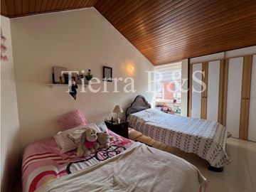 VENTA DE CASA EN PRTLES DEL NORTE, 100 M2 POR $380'000.000