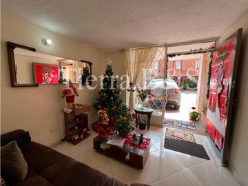 VENTA DE CASA EN PRTLES DEL NORTE, 100 M2 POR $380'000.000