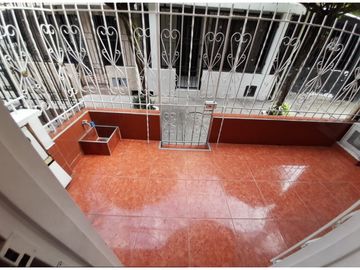 CASA EN VENTA PEATONAL VILLA DEL PRADO ⬆4 144M2 🛌3🚽3🚘1 CALI NORT