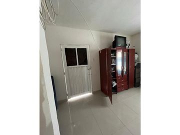 Casa esquinera con plancha en venta - Santa Elena El Cerrito Valle
