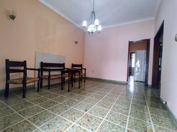 Venta PH 4 ambientes con patio en Moròn