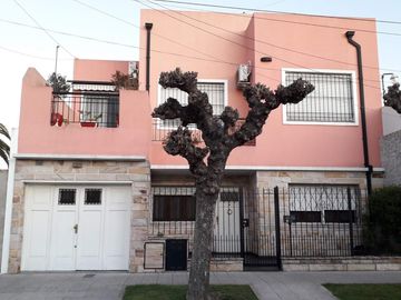 Venta PH 4 ambientes con patio en Moròn