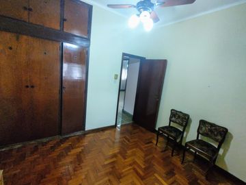 Venta PH 4 ambientes con patio en Moròn