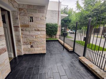 Venta PH 4 ambientes con patio en Moròn