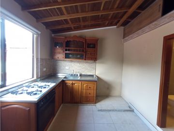VENTA DE APARTAMENTO DE DOS NIVELES EN BELÉN, MEDELLN