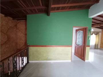 VENTA DE APARTAMENTO DE DOS NIVELES EN BELÉN, MEDELLN