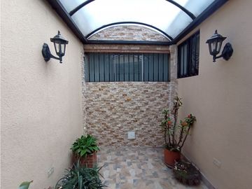 VENTA DE APARTAMENTO DE DOS NIVELES EN BELÉN, MEDELLN