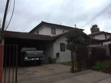 Casa en venta en PEÑALOLÉN
