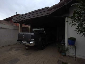 Casa en venta en PEÑALOLÉN