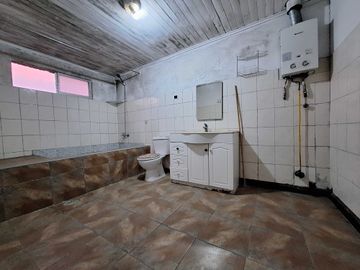 Casa en venta en LA GRANJA
