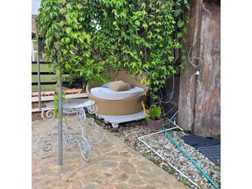 CHALET EN CONJUNTO CERRADO EN LA TEBAIDA CON PERMISO DE TURISMO