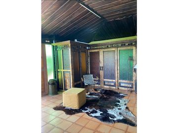 CHALET EN CONJUNTO CERRADO EN LA TEBAIDA CON PERMISO DE TURISMO