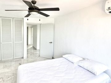 VENTA VILLA CANCÚN FRENTE A LAGUNA