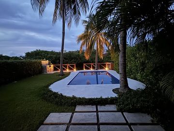VENTA VILLA CANCÚN FRENTE A LAGUNA