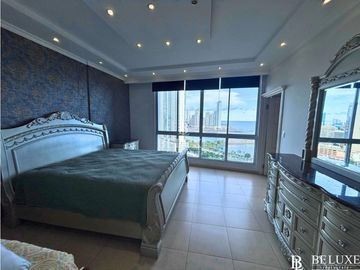 VENDO APARTAMENTO EN BELLA VISTA PH MARINA PARK (17)