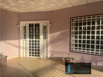 VENTA  CASA EN DAVID DE  1,000 METROS MAS 9 APARTAMENTOS
