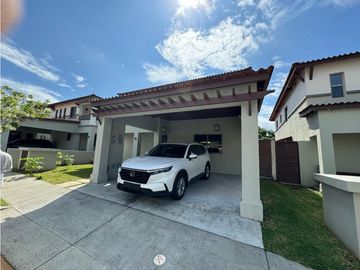Venta: Casa en PH Palmia Woodlands