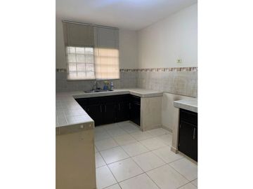 A la venta hermosa vivienda