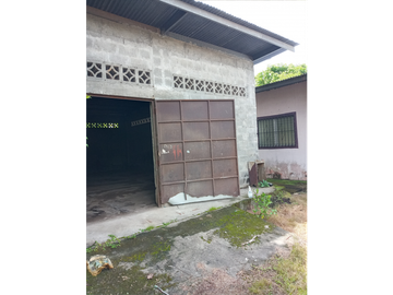 RESIDENCIA BIEN AMPLIA EN TERRENO DE 5 MIL METROS