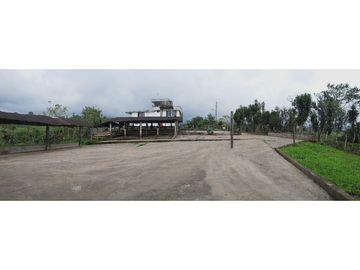 Venta de Hacienda en el Sector Santo Domingo, a 16 km de la Ciudad.