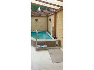 En venta casa 2 habitaciones Urb. Arboleda.