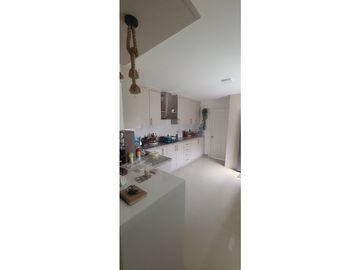 En venta casa de 4 habitaciones urb. Arboleda
