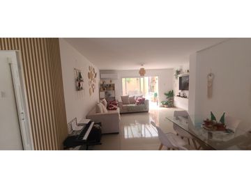 En venta casa de 4 habitaciones urb. Arboleda