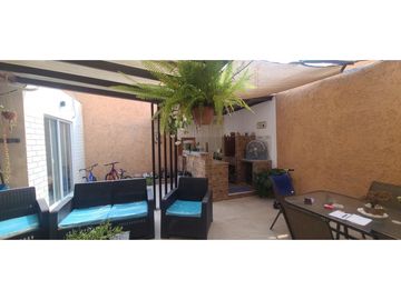 En venta casa de 4 habitaciones urb. Arboleda