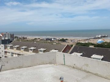 VENTA Depto Duplex 3 amb en pozo Pinamar