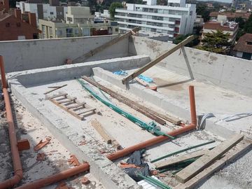 VENTA Depto Duplex 3 amb en pozo Pinamar