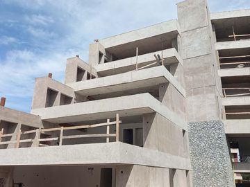 VENTA Depto Duplex 3 amb en pozo Pinamar