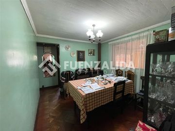 Casa en Venta en Alberto Llona con Santa Maria