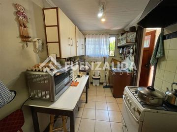Casa en Venta en Alberto Llona con Santa Maria
