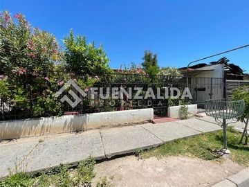 Casa en Venta en Alberto Llona con Santa Maria