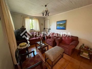 Casa en Venta en Alberto Llona con Santa Maria