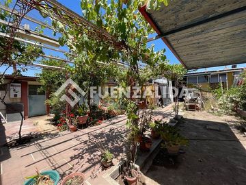 Casa en Venta en Alberto Llona con Santa Maria