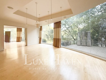 DEPARTAMENTO EXCLUSIVO EN LOMAS ALTAS